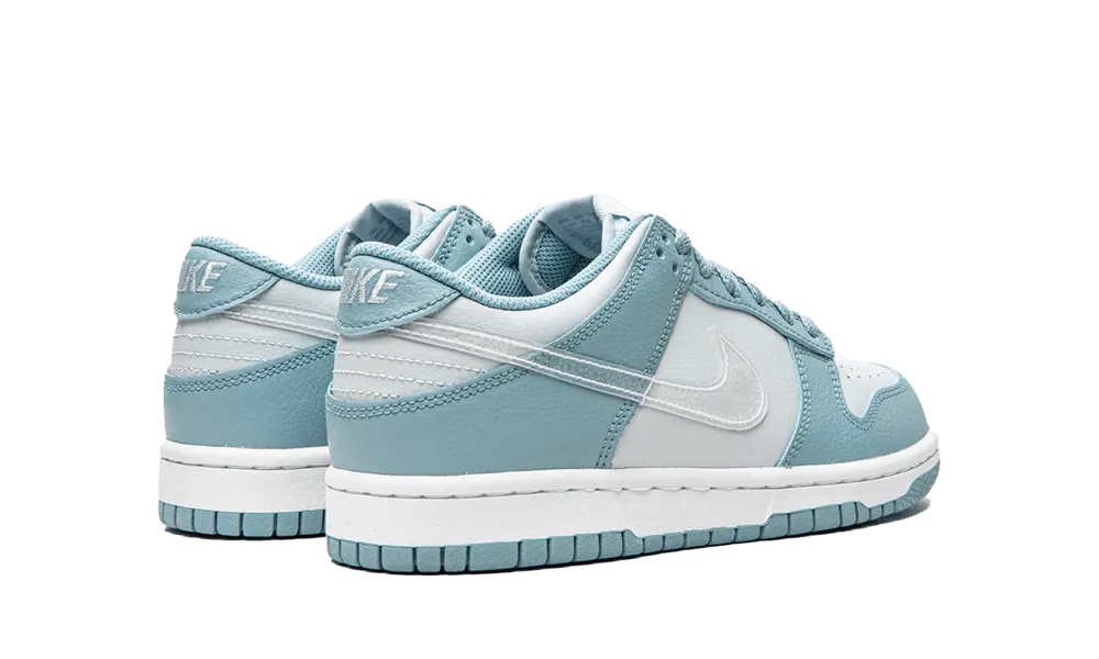 Dunk Low Clear Swoosh